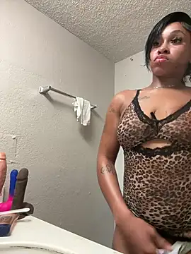 lusciousJay96 online show from July 17, 8:32 am