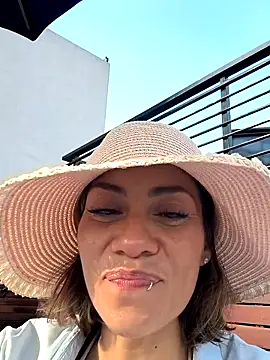 SamyJones9 online show from March 6, 8:27 pm