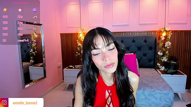 AMELIELEONE online show from January 19, 12:20 pm