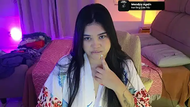 feluriana online show from May 19, 2:07 am