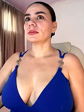 Snapshot of MeganDupont chatting on September 24, 1:03 pm MeganDupont online show from September 24, 1:03 pm