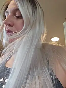 ScarletCallings420 online show from June 25, 3:39 am