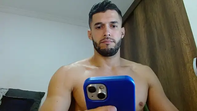 Noah jhonsonn online show from April 2, 11:30 am