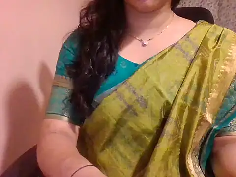 Pinky 4 online show from March 6, 5:33 pm