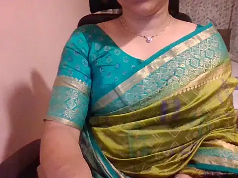 Pinky 4 online show from September 12, 5:24 pm