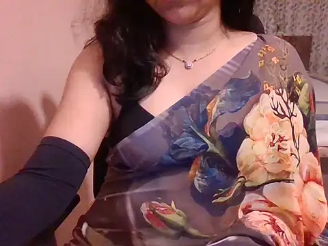 Pinky 4 online show from October 14, 5:47 pm