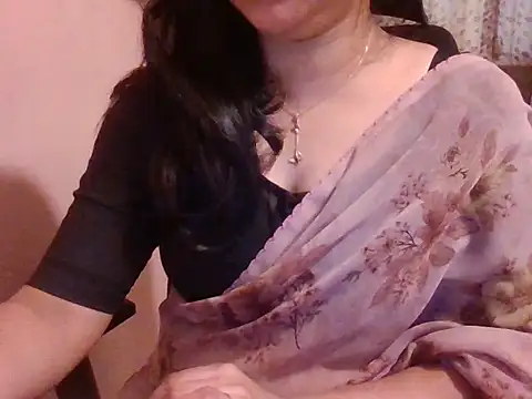 Pinky 4 online show from April 11, 5:01 am