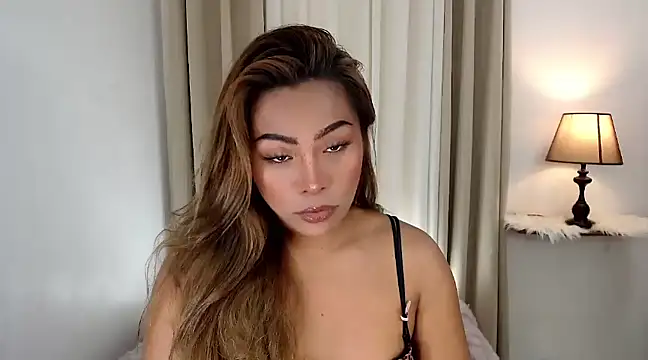 Snapshot of DreamLADYBOY chatting on January 24, 4:48 am DreamLADYBOY online show from January 24, 4:48 am