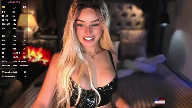 webcumgodess online show from March 29, 4:56 am