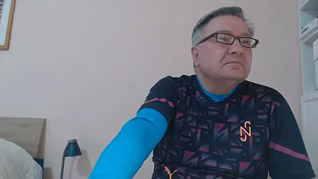 YOU6me online show from March 18, 8:47 am