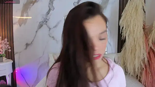 Snapshot of hannahill69 chatting on September 25, 4:49 am hannahill69 online show from September 25, 4:49 am