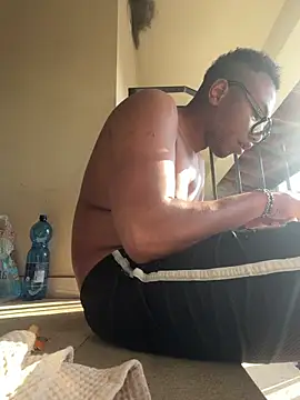 iamrafaelhot online show from April 8, 3:34 pm