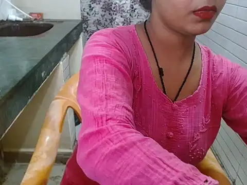 LovingPihu online show from September 28, 5:24 am