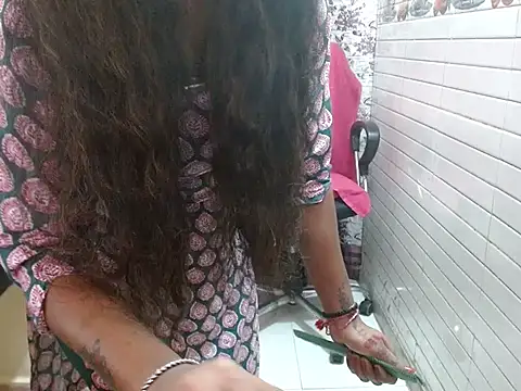 LovingPihu online show from October 30, 5:31 am