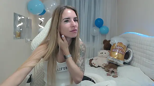 DeboraHorny online show from September 19, 6:04 am