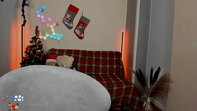 victorias world online show from December 19, 10:32 pm