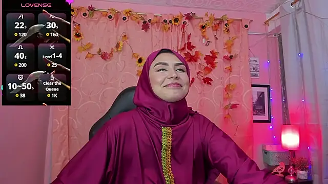 Snapshot of DarshaKhemu chatting on January 17, 5:53 am DarshaKhemu online show from January 17, 5:53 am