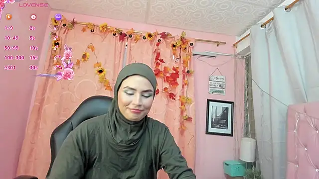 Snapshot of DarshaKhemu chatting on November 21, 8:29 pm DarshaKhemu online show from November 21, 8:29 pm