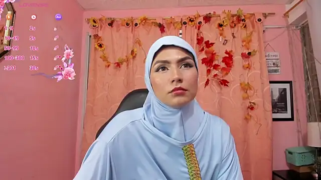 Snapshot of DarshaKhemu chatting on December 15, 8:57 pm DarshaKhemu online show from December 15, 8:57 pm