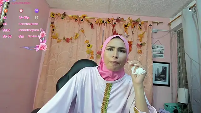 Snapshot of DarshaKhemu chatting on January 8, 8:55 pm DarshaKhemu online show from January 8, 8:55 pm