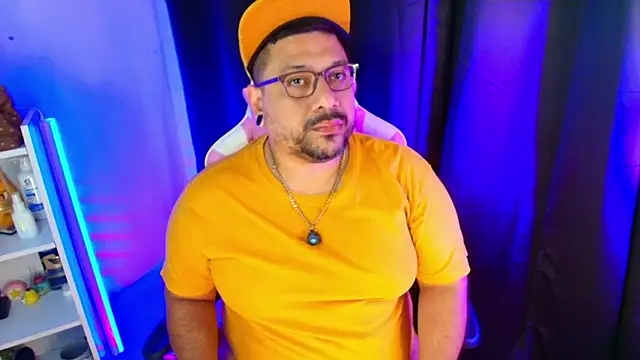 Snapshot of jacoob_woods chatting on November 29, 11:13 am jacoob woods online show from November 29, 11:13 am