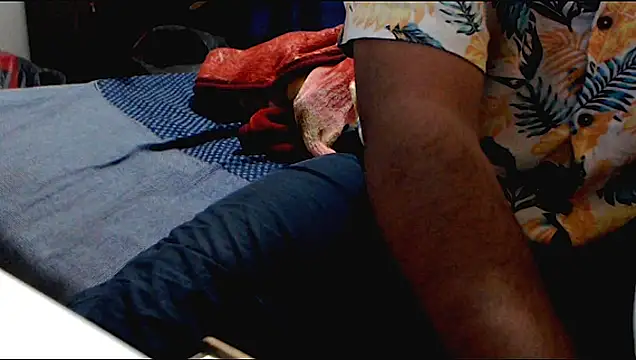 Snapshot of FUN4TIPS chatting on February 18, 3:35 am FUN4TIPS online show from February 18, 3:35 am