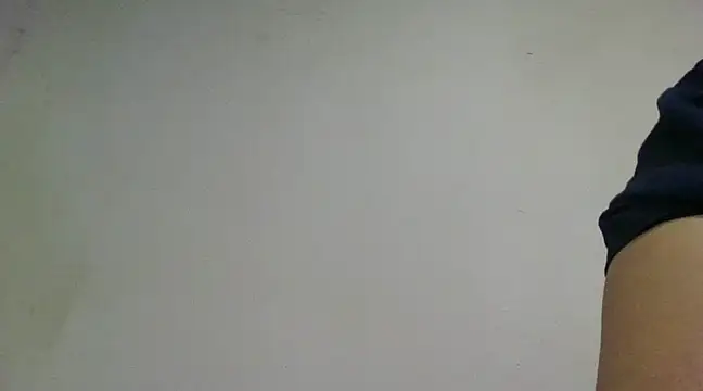 Snapshot of h0ney_lips chatting on February 12, 8:06 am h0ney lips online show from February 12, 8:06 am