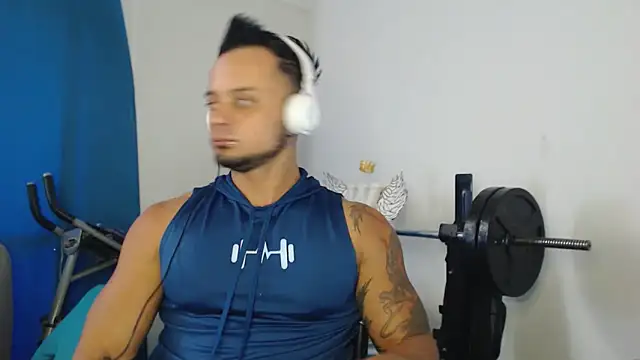 JacobJamess online show from November 25, 5:13 pm