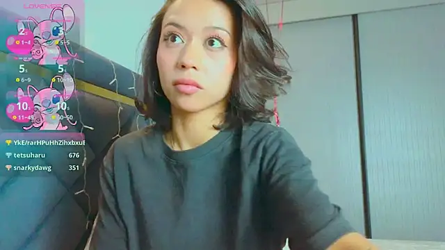 Mia Tin online show from February 2, 11:30 am