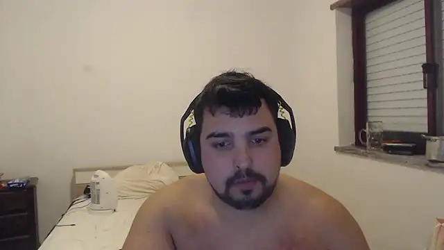 Snapshot of Richard_Bunny chatting on January 6, 3:21 am Richard Bunny online show from January 6, 3:21 am