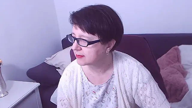 ChristaRose online show from February 24, 3:33 am