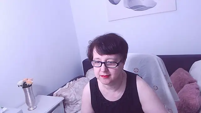 ChristaRose online show from September 27, 12:04 am