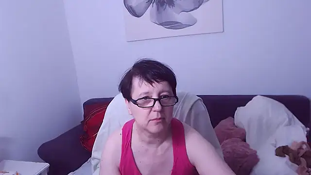 ChristaRose online show from June 8, 1:28 am