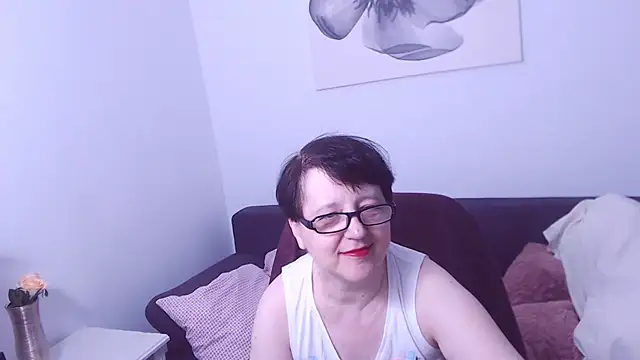 Snapshot of ChristaRose chatting on July 18, 6:56 pm ChristaRose online show from July 18, 6:56 pm