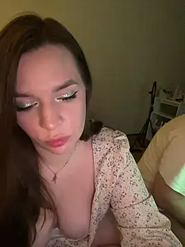 HellMoor online show from February 6, 1:05 am