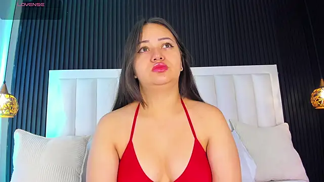 Snapshot of AnaisClark chatting on July 4, 11:38 am AnaisClark online show from July 4, 11:38 am