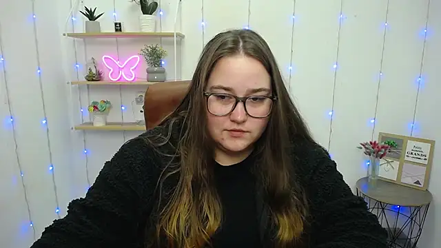 Snapshot of XX_Daniella_XX chatting on January 22, 7:13 pm XX Daniella XX online show from January 22, 7:13 pm