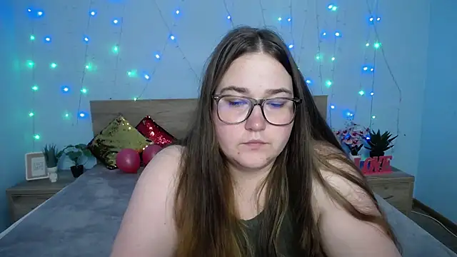 Snapshot of XX_Daniella_XX chatting on January 25, 4:13 am XX Daniella XX online show from January 25, 4:13 am