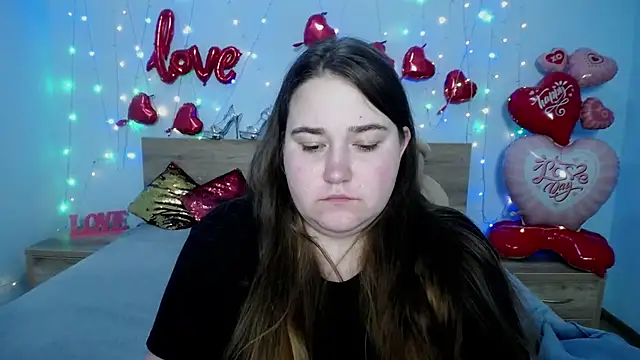 Snapshot of XX_Daniella_XX chatting on February 4, 4:05 am XX Daniella XX online show from February 4, 4:05 am