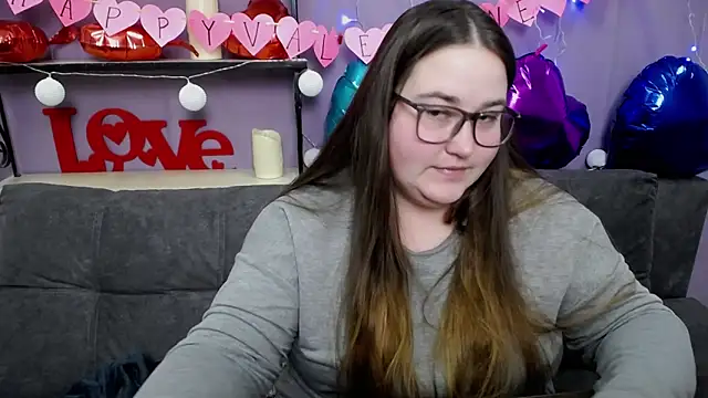 Snapshot of XX_Daniella_XX chatting on February 12, 1:27 pm XX Daniella XX online show from February 12, 1:27 pm