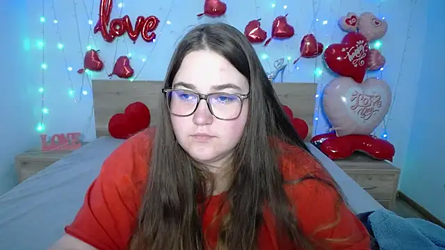 Snapshot of XX_Daniella_XX chatting on February 18, 1:43 am XX Daniella XX online show from February 18, 1:43 am
