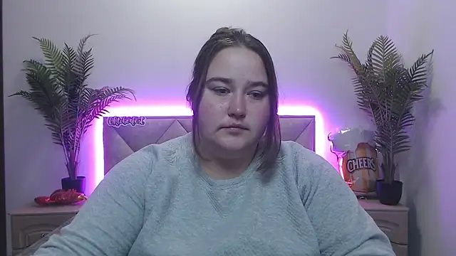 Snapshot of XX_Daniella_XX chatting on October 2, 6:20 am XX Daniella XX online show from October 2, 6:20 am