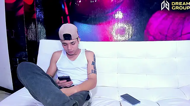 Snapshot of SecretsParty chatting on September 11, 2:44 am SecretsParty online show from September 11, 2:44 am