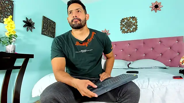 JorsMontero online show from February 4, 12:33 pm