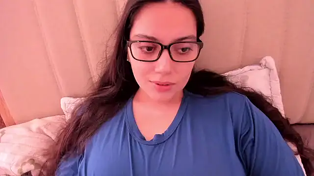 roniewester online show from June 26, 6:23 pm
