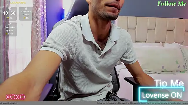 Snapshot of Luis_Negreteth chatting on November 17, 8:14 pm Luis Negreteth online show from November 17, 8:14 pm