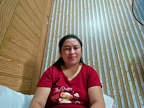 LalaiAsian online show from December 22, 1:35 am