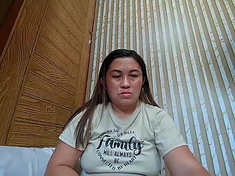 LalaiAsian online show from April 14, 6:30 am