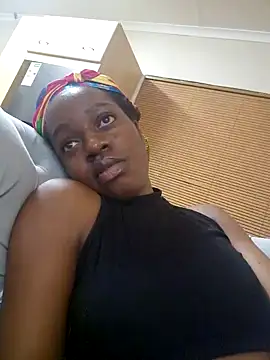 Snapshot of Sexynaughty_Gal chatting on December 5, 8:00 pm Sexynaughty Gal online show from December 5, 8:00 pm