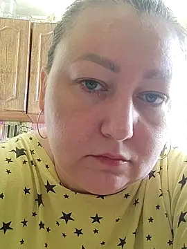 Rini333 online show from April 5, 10:01 am